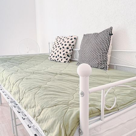 Ferienwohnung Contactless Self-Check-In - Studio, 5 Minutes To Center Graz Exterior foto