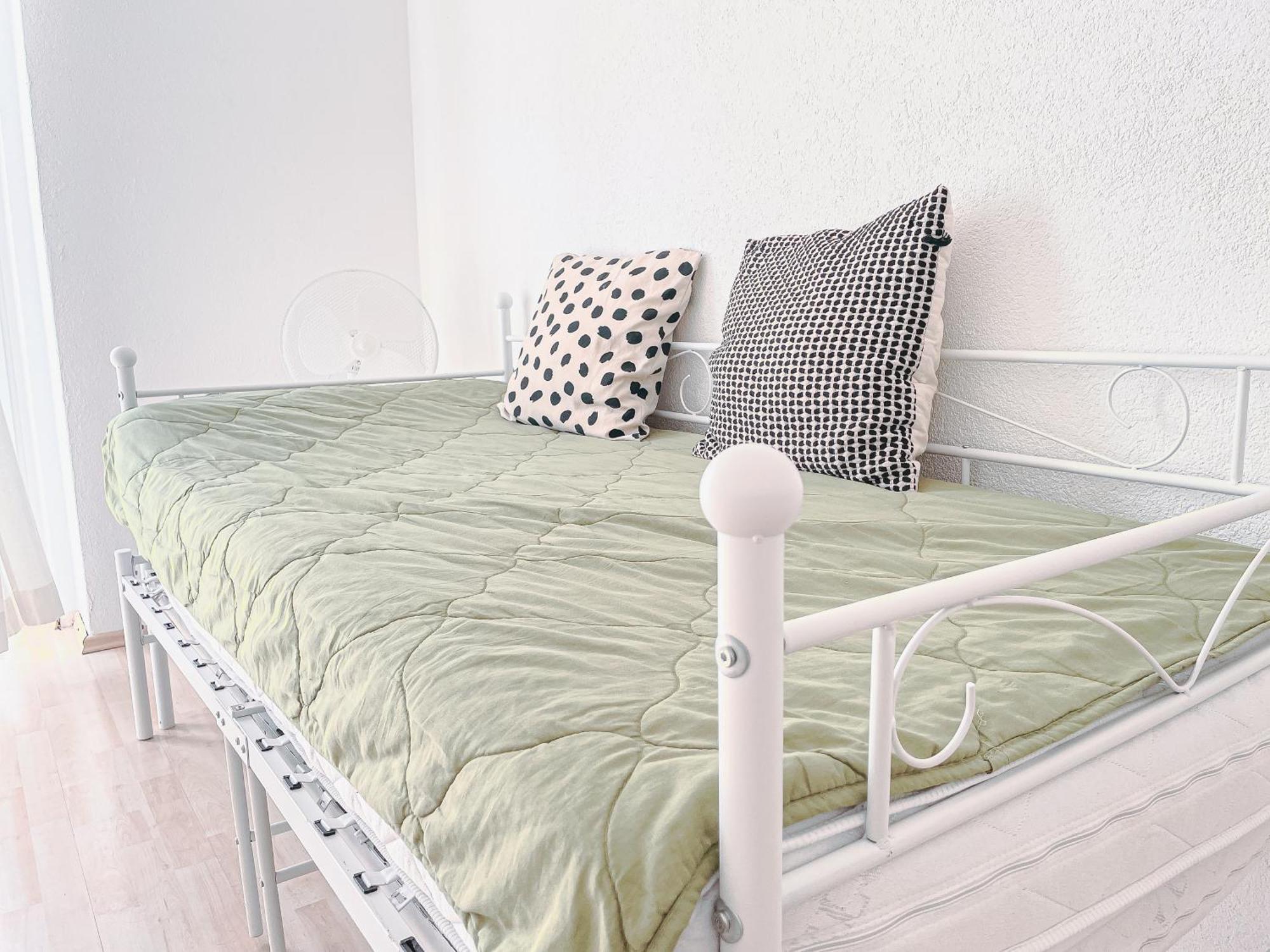 Ferienwohnung Contactless Self-Check-In - Studio, 5 Minutes To Center Graz Exterior foto